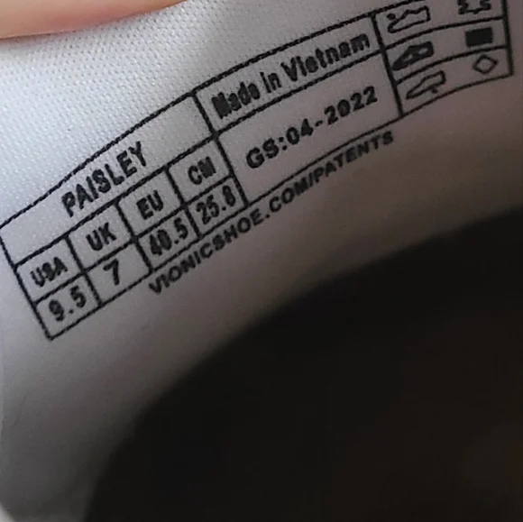 Vionic Paisley active shoe 9.5 - Picture 5 of 6